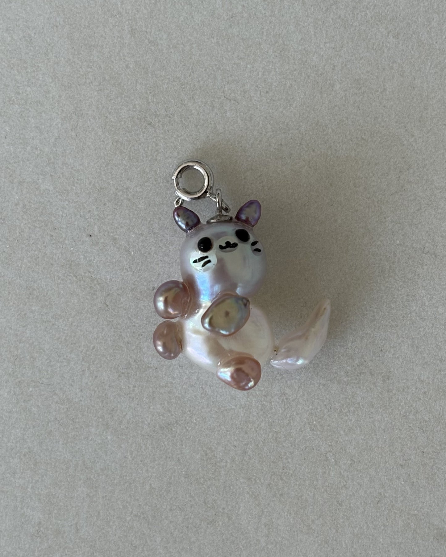 Handmade freshwater pearl cat pendant