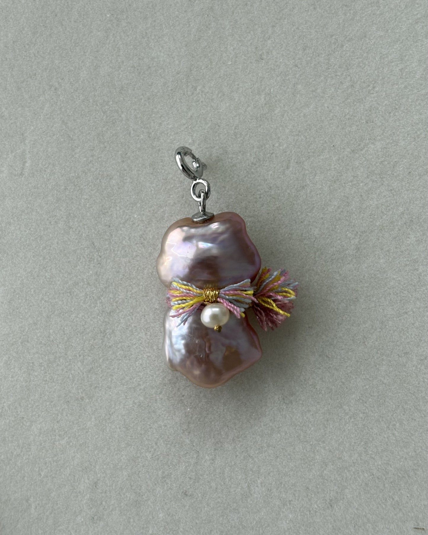 Handmade freshwater pearl cat pendant