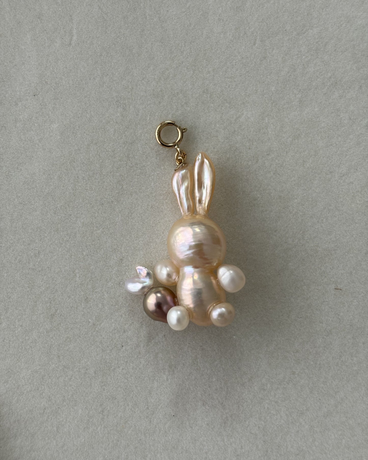 Handmade freshwater pearl bunny pendant