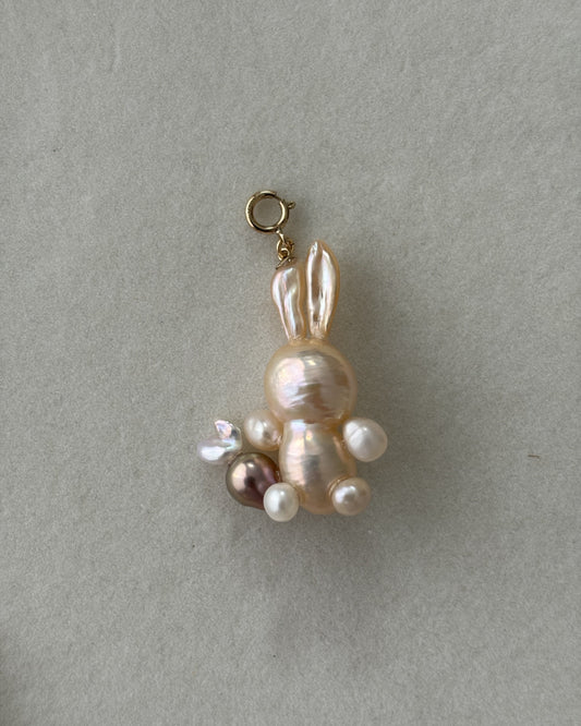 Handmade freshwater pearl bunny pendant