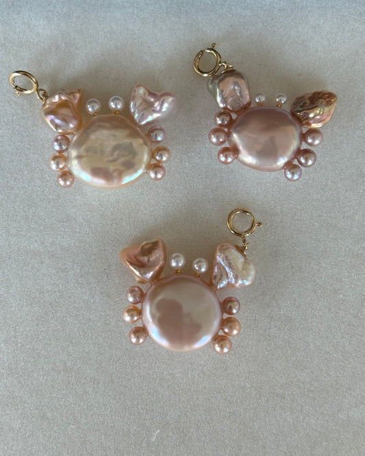 Handmade freshwater pearl crab pendant 4