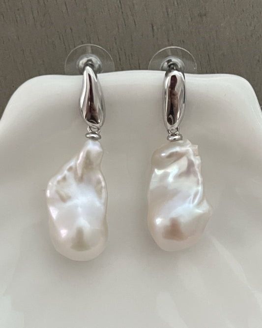 Handmade freshwater pearl earrings S925 silver